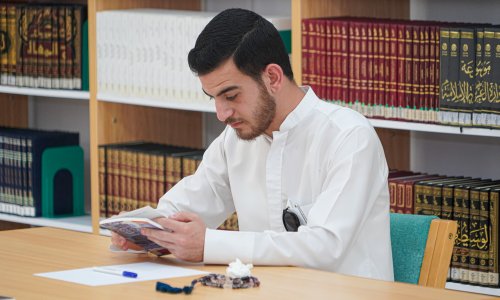 طلبة جامعة العين يشاركون في فعاليات 